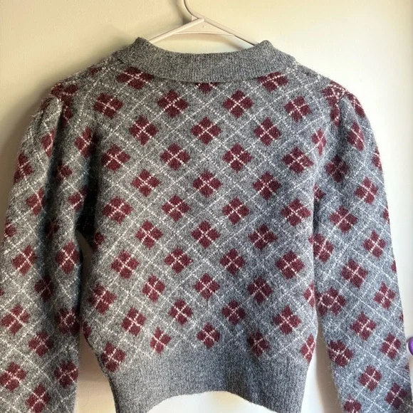 Zara Gray and Red Argyle Knit Sweater - Picture 6 of 6
